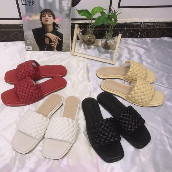 weave zapatillas de casa leather woman slippers summer slides casual femmes sandales flats shoes cozy chaussure femme size 35-42, Black
weave zapatillas de casa leather woman slippers summer slides casual femmes sandales flats shoes cozy chaussure femme size 35-42, Black