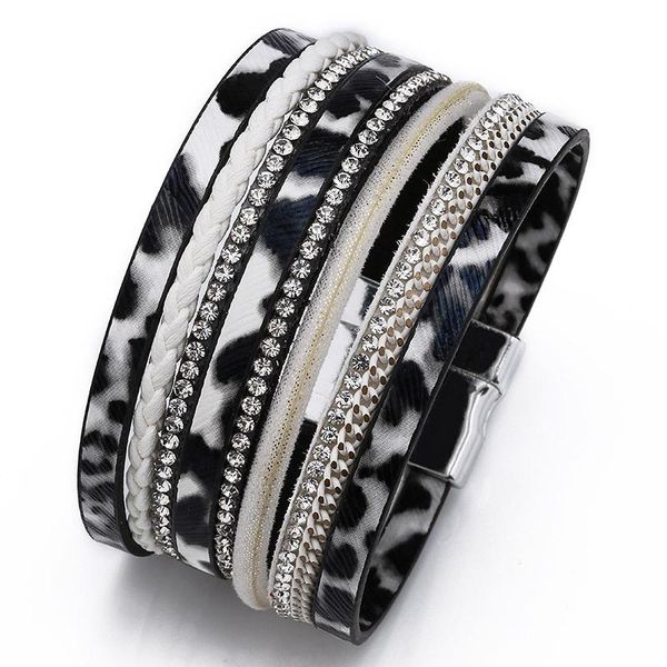 charm bracelets european and american fashion temperament exaggerated zinc alloy magnetic buckle leather woven bracelet, Golden;silver
charm bracelets european and american fashion temperament exaggerated zinc alloy magnetic buckle leather woven bracelet, Golden;silver