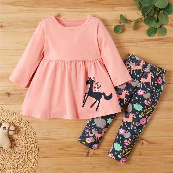2-piece baby / toddler girl adorable unicorn print and three-quarter pants set for kids clothing sets 210528, White
2-piece baby / toddler girl adorable unicorn print and three-quarter pants set for kids clothing sets 210528, White
