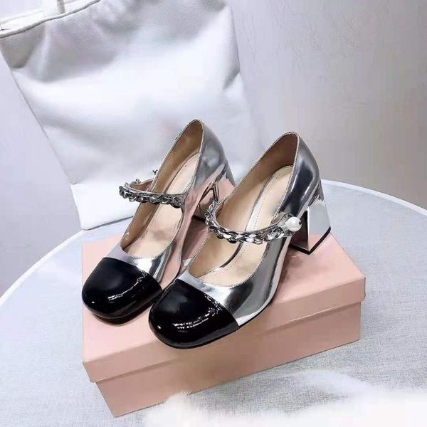 high-quality patent leather high-heeled shoes with preferential pearl chain women's 2021 fashion joker casual shoesmiu dress, Black
high-quality patent leather high-heeled shoes with preferential pearl chain women's 2021 fashion joker casual shoesmiu dress, Black