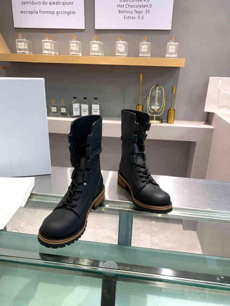 dress shoes 2021 luxury women's designer stylist lace-up rois boots ankle boot nude bootss military inspired combat leather autumn, Black
dress shoes 2021 luxury women's designer stylist lace-up rois boots ankle boot nude bootss military inspired combat leather autumn, Black