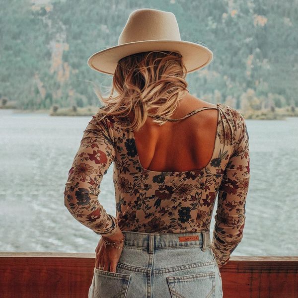 shestyle mesh wrap backless bodysuits women 2021 spring flower printed v neck elastic long sleeve fashion see through bodying, Black;white
shestyle mesh wrap backless bodysuits women 2021 spring flower printed v neck elastic long sleeve fashion see through bodying, Black;white