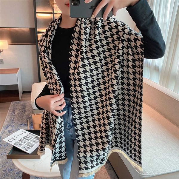 2021 thousand bird scarf for women in autumn and winter with imitation cashmere shawl dual-purpose warm lattice bib, Blue;gray
2021 thousand bird scarf for women in autumn and winter with imitation cashmere shawl dual-purpose warm lattice bib, Blue;gray