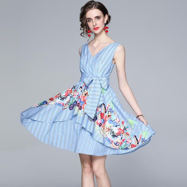 casual dresses menahem 2021 summer designer patchwork irregular ruffles bow ball gown dress women's sleeveles v-neck blue striped short, Black;gray
casual dresses menahem 2021 summer designer patchwork irregular ruffles bow ball gown dress women's sleeveles v-neck blue striped short, Black;gray