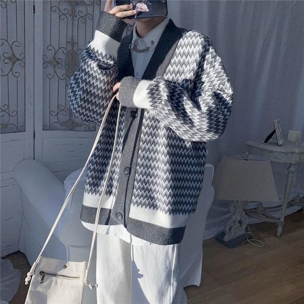 men's jackets jersey autumn korean version of the cardigan trend hong kong style loose haphazard wild students striped men's jacke, Black;brown
men's jackets jersey autumn korean version of the cardigan trend hong kong style loose haphazard wild students striped men's jacke, Black;brown