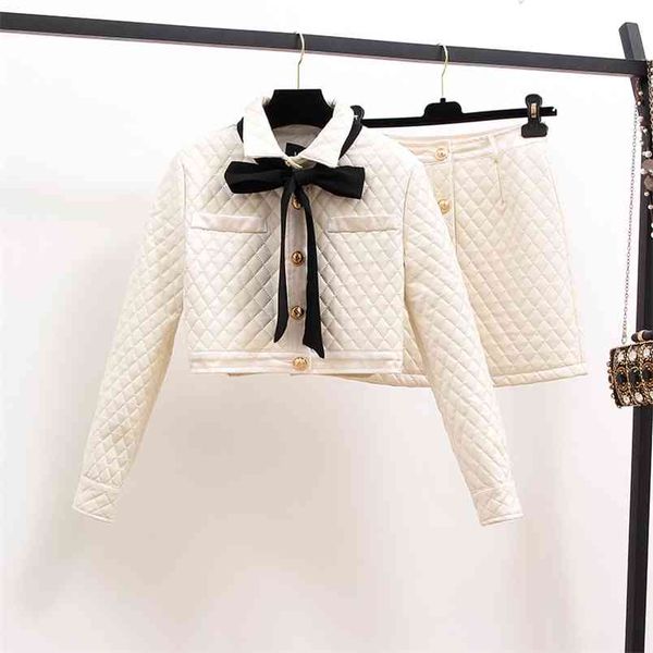 autumn winter parkas two piece set women crop elegant fashion bow short jacket coat + high waist skirt 210514, White
autumn winter parkas two piece set women crop elegant fashion bow short jacket coat + high waist skirt 210514, White