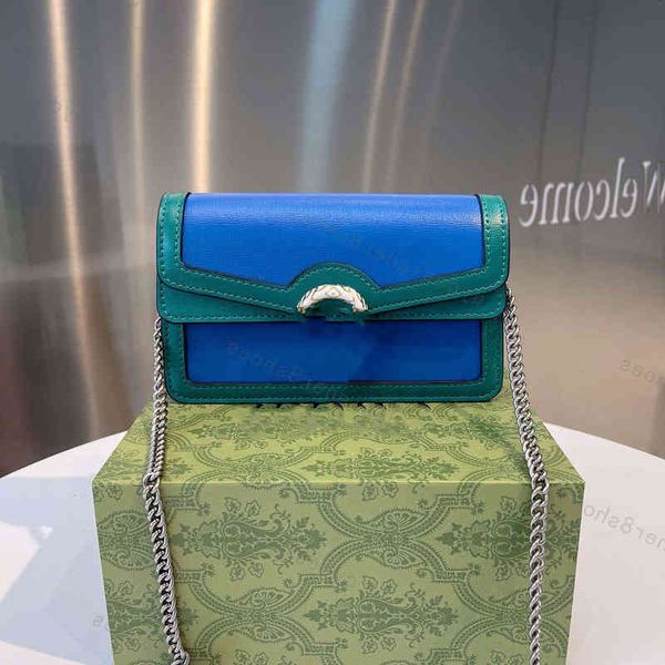 classic mini lychee pattern leather retro hardware horseshoe lock 18*5*11cm
classic mini lychee pattern leather retro hardware horseshoe lock 18*5*11cm