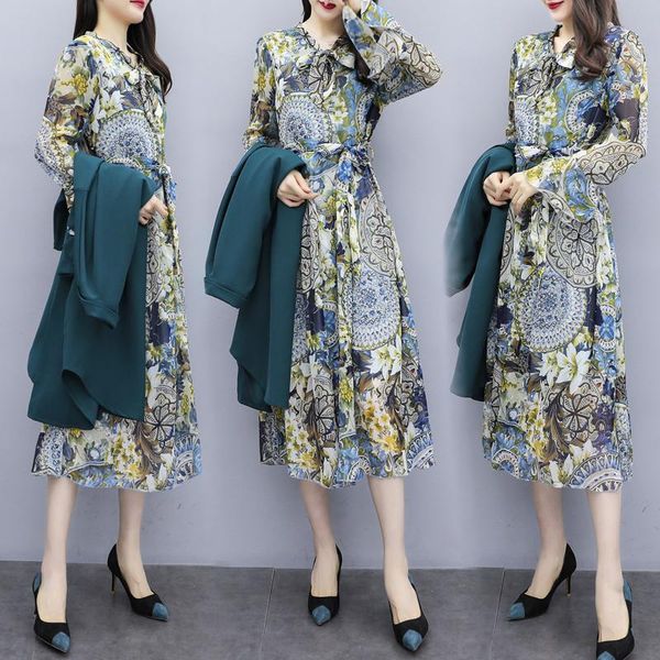 casual dresses large size women's clothing office lady dress loose robes femme midi fashion printing vestio longo, Black;gray
casual dresses large size women's clothing office lady dress loose robes femme midi fashion printing vestio longo, Black;gray