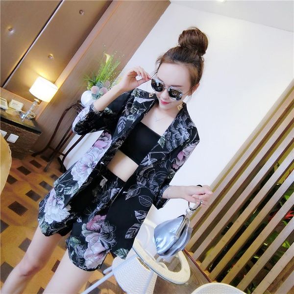 set female 2021 summer temperament casual printing small suit jacket + shorts elegant fashion two-piece wild women's two piece pants, White
set female 2021 summer temperament casual printing small suit jacket + shorts elegant fashion two-piece wild women's two piece pants, White