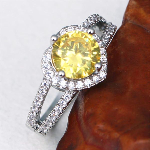 wedding rings fashionable fashion woman silver ring classic exquisite crown inlaid zircon temperament female hand jewelry, Slivery;golden
wedding rings fashionable fashion woman silver ring classic exquisite crown inlaid zircon temperament female hand jewelry, Slivery;golden