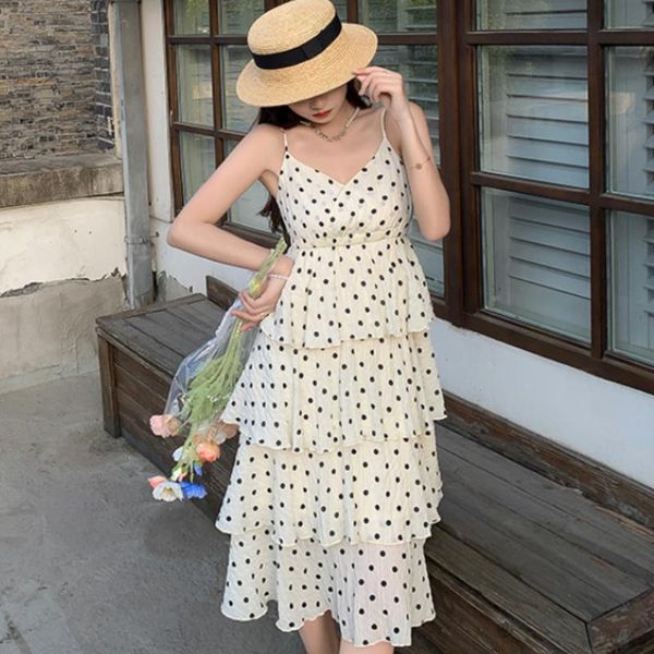 casual dresses korean style sleeveless summer dress 2021 fairy elegant women's party dot strap vintage midi females design, Black;gray
casual dresses korean style sleeveless summer dress 2021 fairy elegant women's party dot strap vintage midi females design, Black;gray