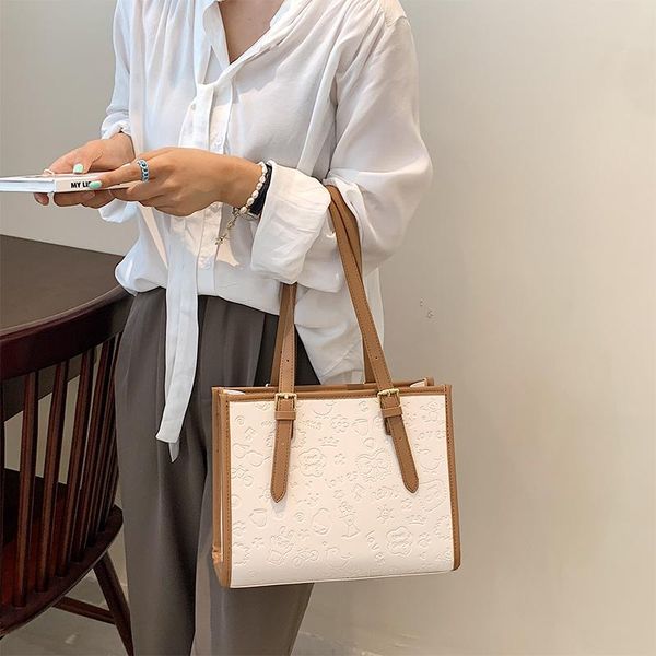 evening bags female shoulder bag large fahsion women handbag pu leather youth designer commute printing white for dating all-match
evening bags female shoulder bag large fahsion women handbag pu leather youth designer commute printing white for dating all-match