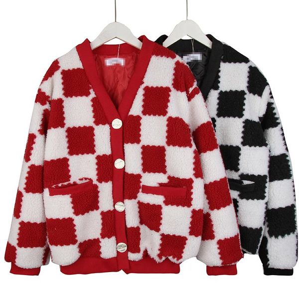 women's jackets autumn winter 2021 hit color plaid v neck single breasted design lambswool jacket women tide chic long sleeve outwear, Black;brown
women's jackets autumn winter 2021 hit color plaid v neck single breasted design lambswool jacket women tide chic long sleeve outwear, Black;brown