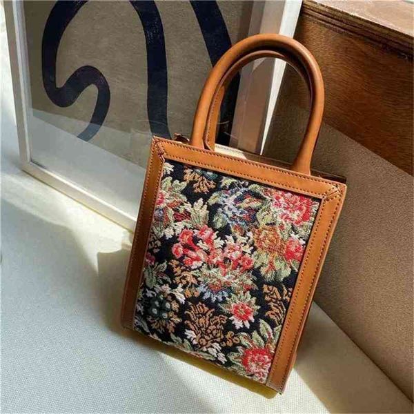 women luxurys designers bags 2021 shop purchase small embroidery simple fashion one portable canv designer handbag handbags totes crossbody
women luxurys designers bags 2021 shop purchase small embroidery simple fashion one portable canv designer handbag handbags totes crossbody