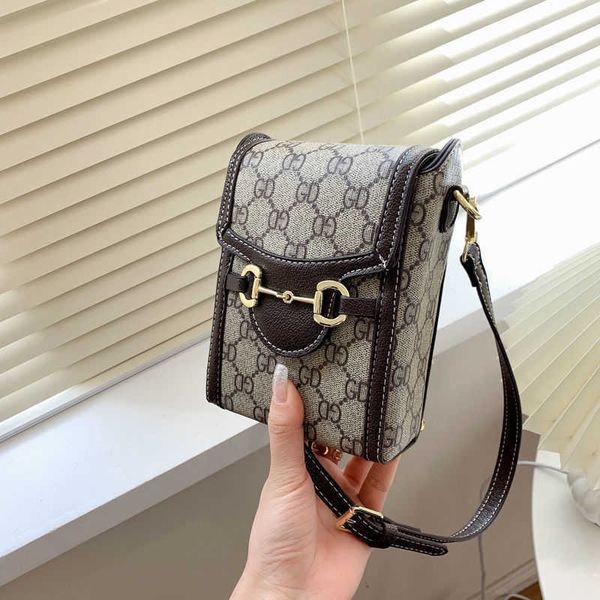 wholesale printing spring fashion 2021 old flower mobile phone bag star luxuryss designerss yw
wholesale printing spring fashion 2021 old flower mobile phone bag star luxuryss designerss yw