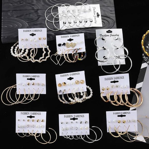hoop & huggie brincos para as mulheres simples punk de orelha redondoco conjunto modafesta presente, Golden;silver
hoop & huggie brincos para as mulheres simples punk de orelha redondoco conjunto modafesta presente, Golden;silver