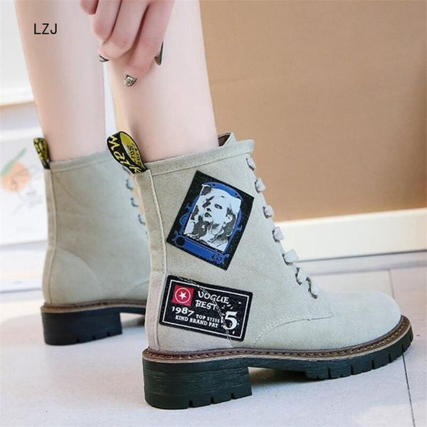 boots lzj 2021 autumn fashion flat woman high heel platform suede leather lace up women shoes ankle, Black
boots lzj 2021 autumn fashion flat woman high heel platform suede leather lace up women shoes ankle, Black