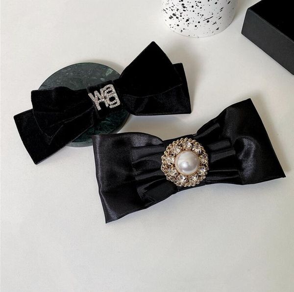 french niche internet celebrity flash diamond irregular letter hairpin zircon bow shining hair accessories female spring clip, Golden;silver
french niche internet celebrity flash diamond irregular letter hairpin zircon bow shining hair accessories female spring clip, Golden;silver