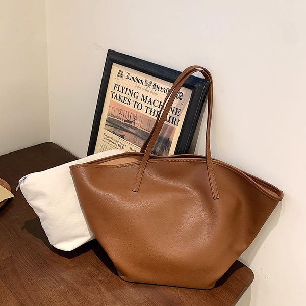 evening bags retro pu soft leather armpit shoulder bag large capacity son and mother tote fashion shopping female handbags purses
evening bags retro pu soft leather armpit shoulder bag large capacity son and mother tote fashion shopping female handbags purses