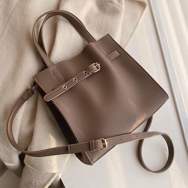 leather women handbag crossbody bags for women's 2021 trend female large capacity shoulder bag lady hand tote waist
leather women handbag crossbody bags for women's 2021 trend female large capacity shoulder bag lady hand tote waist