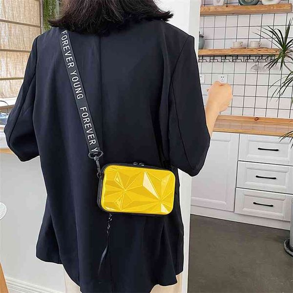 women mini box bags personality uneven surface handbag female makeup storage waterproof washing luggage shoulder 210902
women mini box bags personality uneven surface handbag female makeup storage waterproof washing luggage shoulder 210902