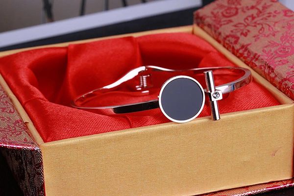 bangle rose gold net red star bracelet stainless steel opening personality student girlfriends women's fashion jewelry gift, Black
bangle rose gold net red star bracelet stainless steel opening personality student girlfriends women's fashion jewelry gift, Black