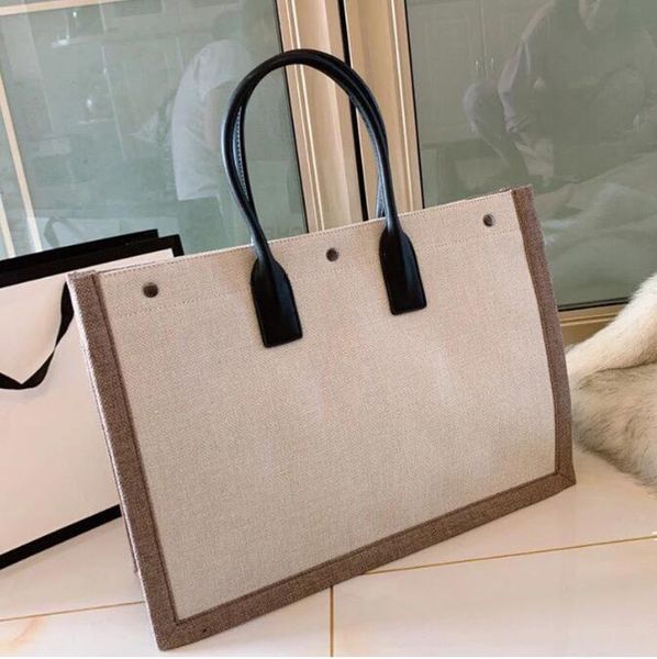 stylish women canvas tote bags with inside zipper pocket brand name leather handle
stylish women canvas tote bags with inside zipper pocket brand name leather handle