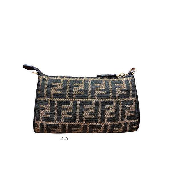 2021 new old flower single shoulder chain envelope ff zipper club bag versatile armpit bag small square bag zly bags
2021 new old flower single shoulder chain envelope ff zipper club bag versatile armpit bag small square bag zly bags