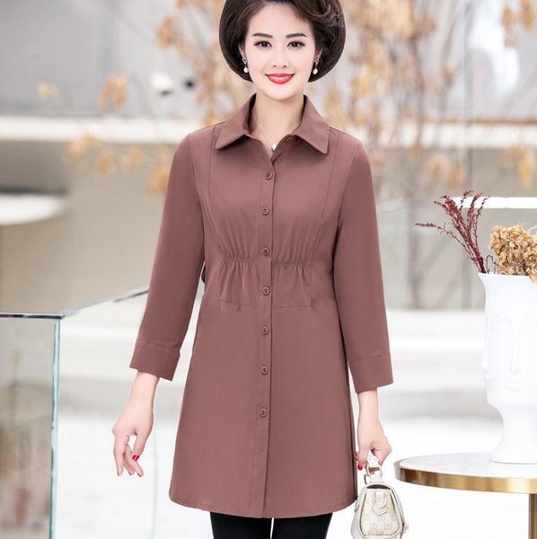 women's trench coats 2021 spring and autumn winter with style fashion women long sleeve mother windbreaker coat, Tan;black
women's trench coats 2021 spring and autumn winter with style fashion women long sleeve mother windbreaker coat, Tan;black