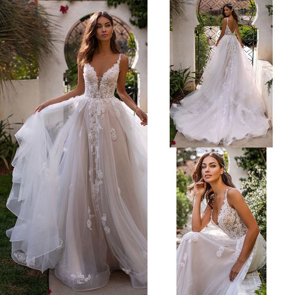 2021 wedding dress long boho a-line backless 3d flowers spaghetti straps bride dresses princess floor length vestido de noiva, White
2021 wedding dress long boho a-line backless 3d flowers spaghetti straps bride dresses princess floor length vestido de noiva, White