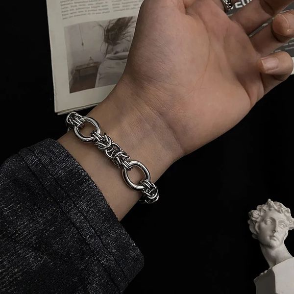 retro metal circle chains bracelet men and women tide ins cold wind titanium steel niche design couple bracelets, Black
retro metal circle chains bracelet men and women tide ins cold wind titanium steel niche design couple bracelets, Black