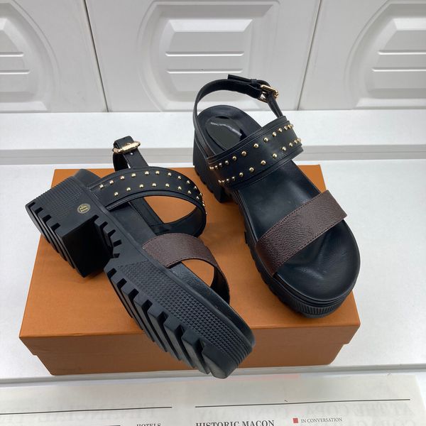 women luxury designer shoes high wedge platform sandals leather womens shoe size 34-40 with box xx-0211, Black
women luxury designer shoes high wedge platform sandals leather womens shoe size 34-40 with box xx-0211, Black