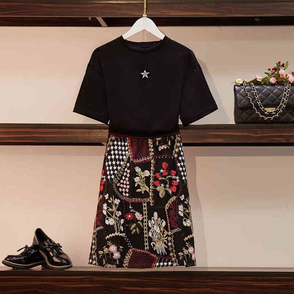 comelsummer short sleeve beading black tshirt loose women suits + vintage mesh floral embroidery pencil skirt suits 210515, White
comelsummer short sleeve beading black tshirt loose women suits + vintage mesh floral embroidery pencil skirt suits 210515, White