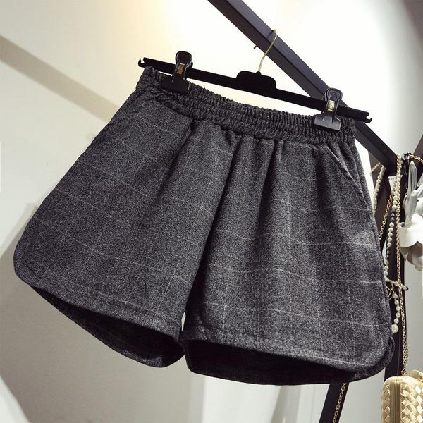 women's shorts england style plus size short pants women autumn winter high waist plaid suit female mujer, White;black
women's shorts england style plus size short pants women autumn winter high waist plaid suit female mujer, White;black