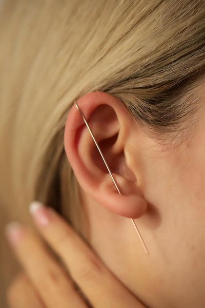 dangle & chandelier minimalist rose gold ear pin earring,edgy hook cuff, modern cane climber,earring for women, bar earrings, Silver
dangle & chandelier minimalist rose gold ear pin earring,edgy hook cuff, modern cane climber,earring for women, bar earrings, Silver