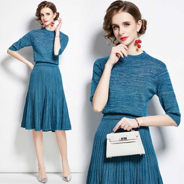autumn elegant women bright silk knitted two piece set fashion half sleeve + pleated skirt ladies solid casual suit 210525, White
autumn elegant women bright silk knitted two piece set fashion half sleeve + pleated skirt ladies solid casual suit 210525, White