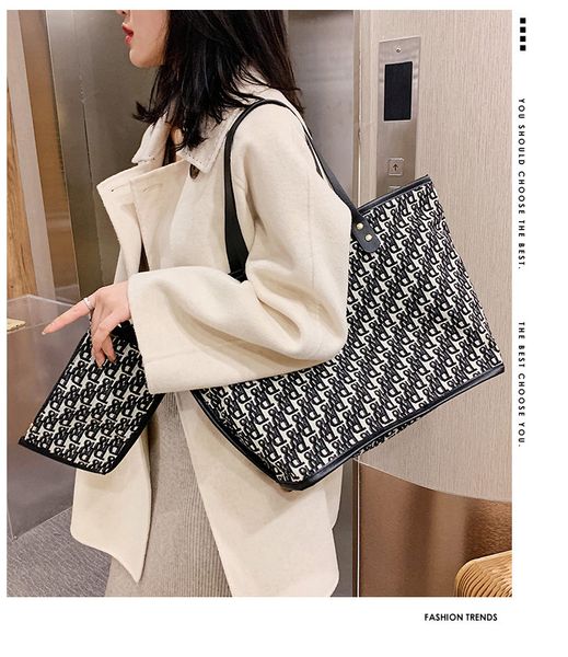 purses large capacity contrast color portable tote bag new commuter single shoulder mother's bag women's handbag black friday, Black;red
purses large capacity contrast color portable tote bag new commuter single shoulder mother's bag women's handbag black friday, Black;red