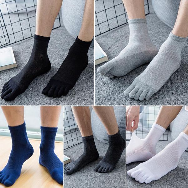 pairs per set five-finger socks men's cotton summer thin screw tube mesh five toe split business men, Black
pairs per set five-finger socks men's cotton summer thin screw tube mesh five toe split business men, Black