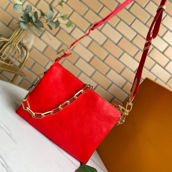 luxurys designers embossed puffy leather chain bag coussin pm fashion-forward shoulder bags cross-body with the strap purse wallet handbag l
luxurys designers embossed puffy leather chain bag coussin pm fashion-forward shoulder bags cross-body with the strap purse wallet handbag l
