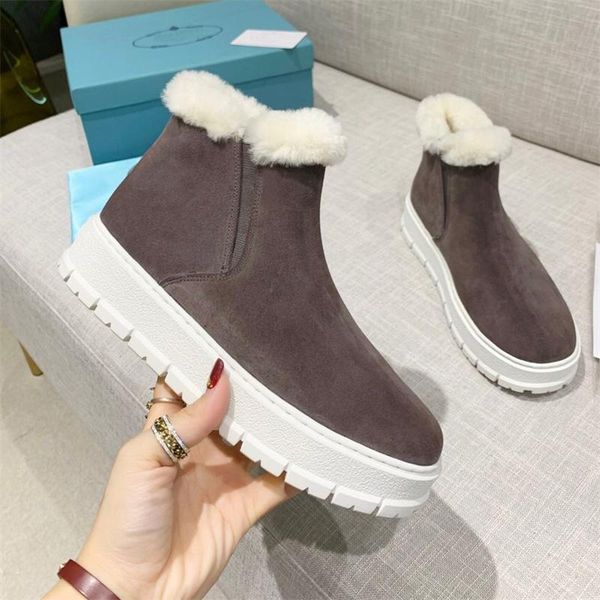 designer snow boots classic knee ankle boot fashion leather flat shoes winter wool booties 7051, Black
designer snow boots classic knee ankle boot fashion leather flat shoes winter wool booties 7051, Black