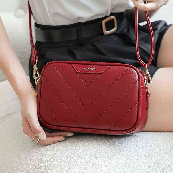 evening bags korean large capacity pu cute shoulder bag fashion pillow simple mini versatile women's msenger bag
evening bags korean large capacity pu cute shoulder bag fashion pillow simple mini versatile women's msenger bag