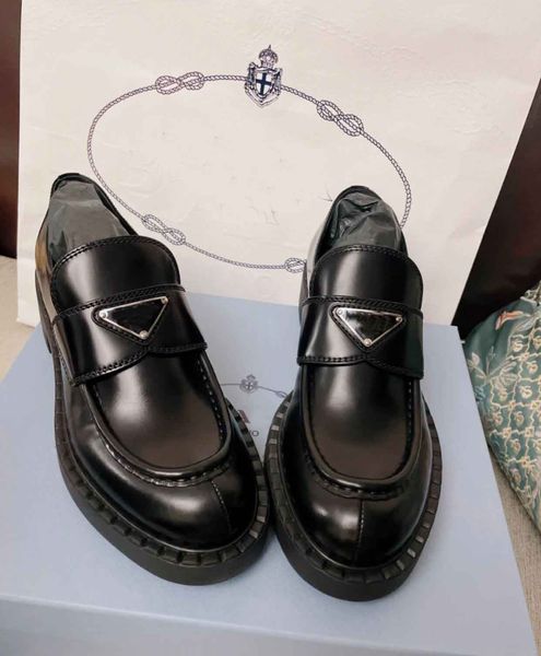luxury women lug sole monolith loafer shoes chunky platform sneakers slip on platfrom sneakers lady leather white black comfort walking
luxury women lug sole monolith loafer shoes chunky platform sneakers slip on platfrom sneakers lady leather white black comfort walking