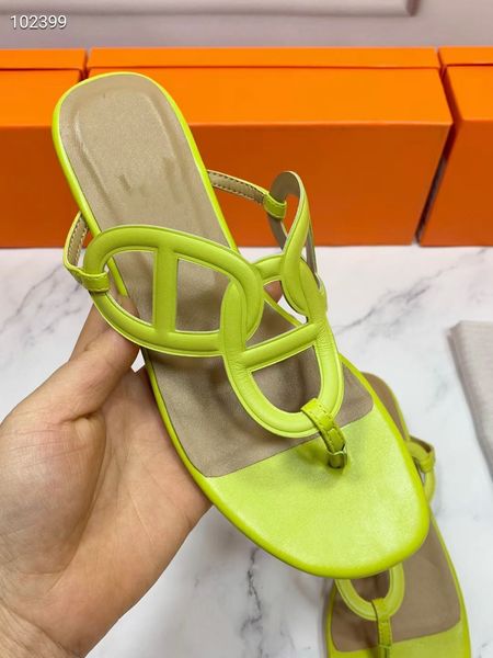 classic ladies sliders luxury summer beach cartoon big head designer leather flat woman shoes el bath slippers large size, Black
classic ladies sliders luxury summer beach cartoon big head designer leather flat woman shoes el bath slippers large size, Black