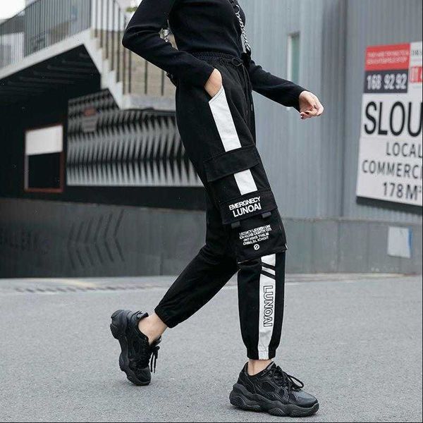high waist loose cargo women pant quality handsome pattern print streetwear trousers plus size woman casual jogger, Black;white
high waist loose cargo women pant quality handsome pattern print streetwear trousers plus size woman casual jogger, Black;white