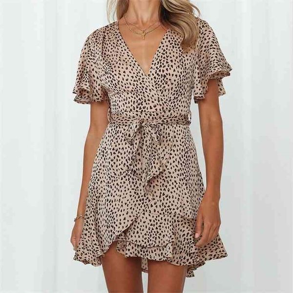 summer women butterfly sleeve polka dot floral print v neck high waist sashes dress vintage female mini red vestidos 2021, Black;gray
summer women butterfly sleeve polka dot floral print v neck high waist sashes dress vintage female mini red vestidos 2021, Black;gray