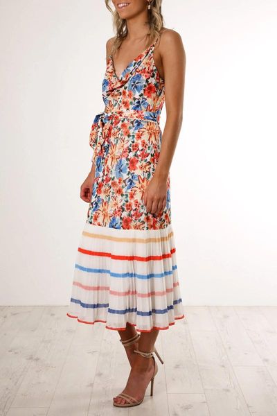 casual dresses 2021 spring and summer printed chiffon sling dress women white strawberry birthday for, Black;gray
casual dresses 2021 spring and summer printed chiffon sling dress women white strawberry birthday for, Black;gray