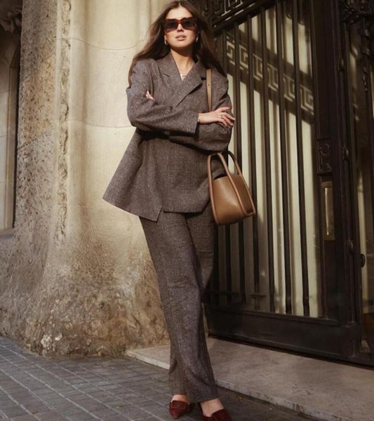 women's two piece pants linen blended notched collar double-breasted v neck loose blazer women long blue /brown colour, White
women's two piece pants linen blended notched collar double-breasted v neck loose blazer women long blue /brown colour, White