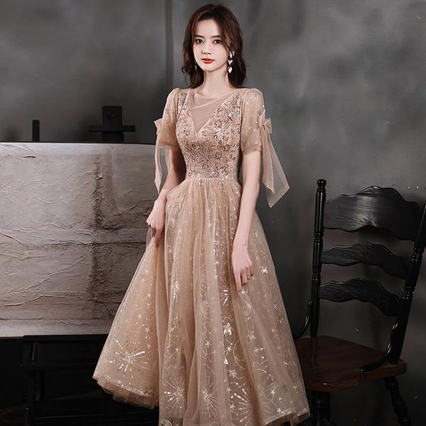 ethnic clothing mesh champagne lady qipao embroidery triangular neckline cheongsam evening party dress luxury sparkly dresses star vest, Red
ethnic clothing mesh champagne lady qipao embroidery triangular neckline cheongsam evening party dress luxury sparkly dresses star vest, Red