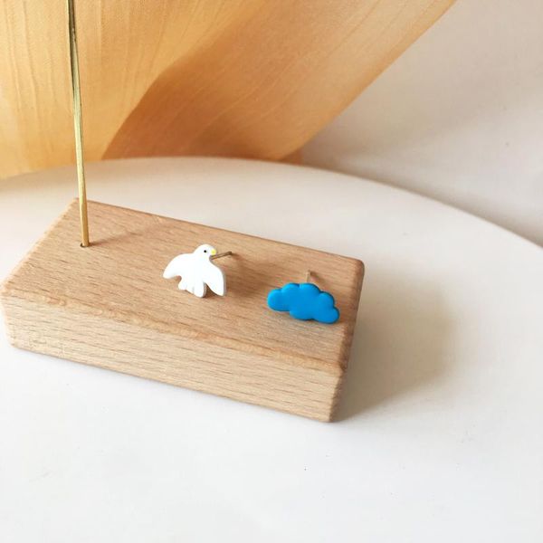 binaldi s925 needle cute style bird earrings lovely geometric white blue cloud stud for girl, Golden;silver
binaldi s925 needle cute style bird earrings lovely geometric white blue cloud stud for girl, Golden;silver