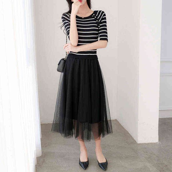 casual dresses spring 2022 women's fashion stripe stitched knitted dresses temperament mh black skirt, Black;gray
casual dresses spring 2022 women's fashion stripe stitched knitted dresses temperament mh black skirt, Black;gray